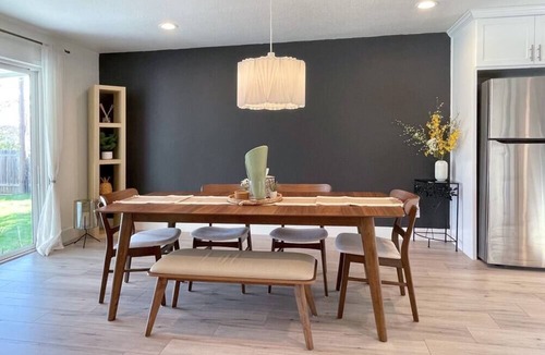 Arden-Arcade House | Modern, spacious, quiet home close to the River