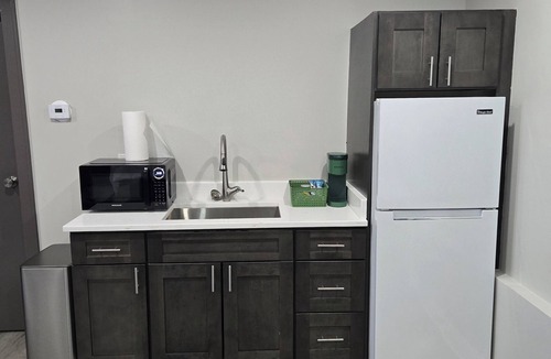 Worth Apartment | Modern & Spacious Studio Suite