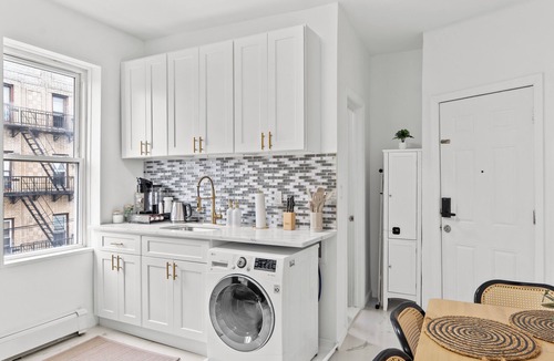 Union City Apartment | Modern & Spacious | 3BR | Near NYC