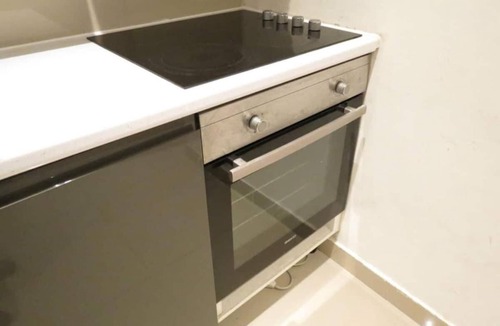 Selsdon and Ballards Condo | Modern split level flat in Croydon (south) London