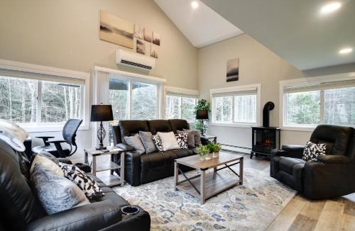 Stark House | Modern Stark Home with Game Room, Grill and Fire Pit