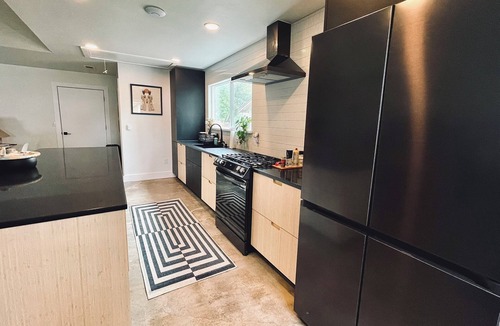 Franklin Park House | Modern stay in a centrally-located home 10 minutes to Downtown and East Austin