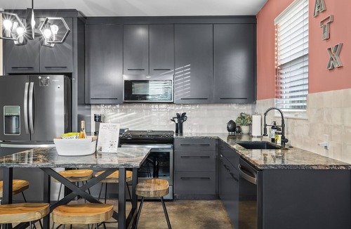 Montopolis House | Modern Stay Near Airport, COTA & Downtown, Trails Nearby