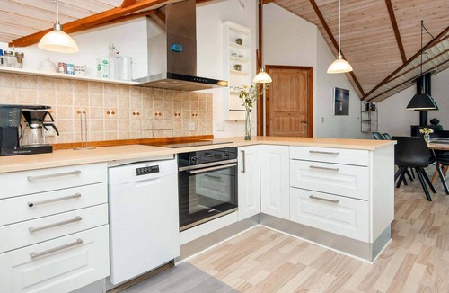 Bork Havn House | Modern Stay with Hot Tub