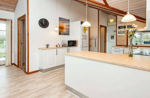 Bork Havn House | Modern Stay with Hot Tub