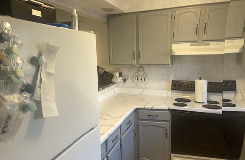 Coralville House | Modern Stays Rental presents this home to you. Make memories here!