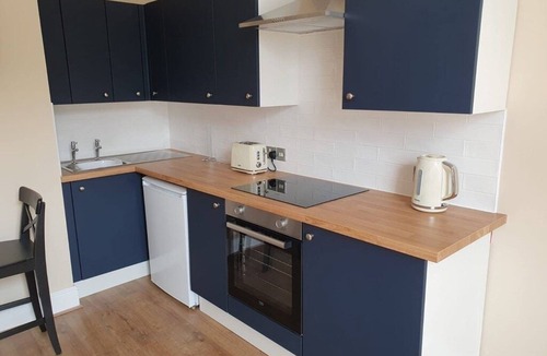 Stourport-on-Severn Apartment | Modern studio apartment in a 200-year old listed building