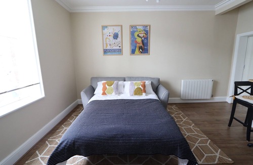 Stourport-on-Severn Apartment | Modern studio apartment in a 200-year old listed building