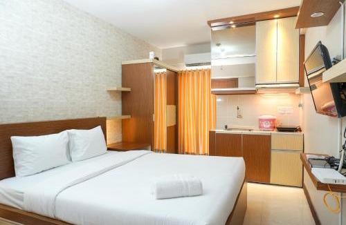 Depok Apartment | Modern Studio Apartment at Cinere Resort By Travelio