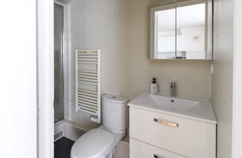 Clichy Apartment | Modern studio at the gates of Paris in Clichy - Welkeys