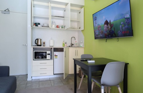 Darling Harbour Apartment | Modern Studio + Balcony + Car Park - Darling Harbour