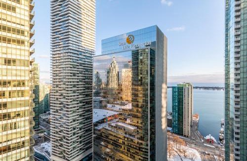 Toronto Entertainment District Apartment | Modern Studio Condo High Floor Downtown Toronto