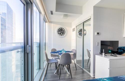 Toronto Entertainment District Apartment | Modern Studio Condo High Floor Downtown Toronto