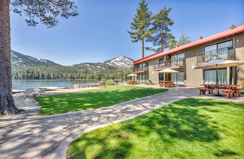 Truckee Condo | Modern Studio Deluxe #231 at Donner Lake Village