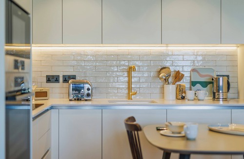 Tottenham Hale Apartment | Modern Studio Flat in North London