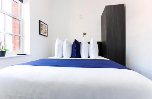 Fenway–Kenmore Apartment | Modern Studio in Historic Boston - Unit #402