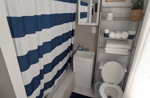Oswego Apartment | Modern Studio in Oswego - Walk to Lake & Shops