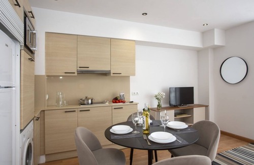 Castello de la Plana Apartment | Modern studio in the green lung of Castellón