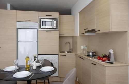 Castello de la Plana Apartment | Modern studio in the green lung of Castellón