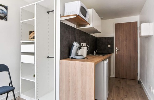 Fives Apartment | Modern studio near Lille’s city center – Welkeys