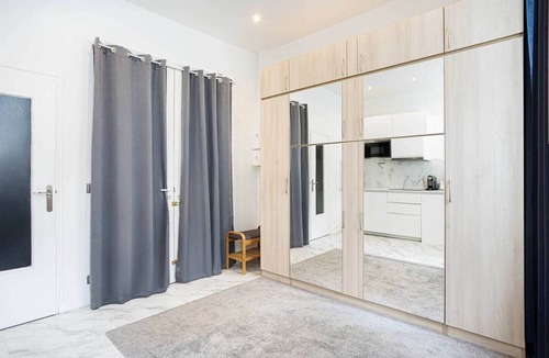 Auteuil Apartment | Modern studio next to Roland Garros Stadium