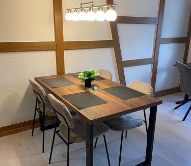 Oppligen Apartment | Modern Studio with Kitchen & Parking near Thun and Bern