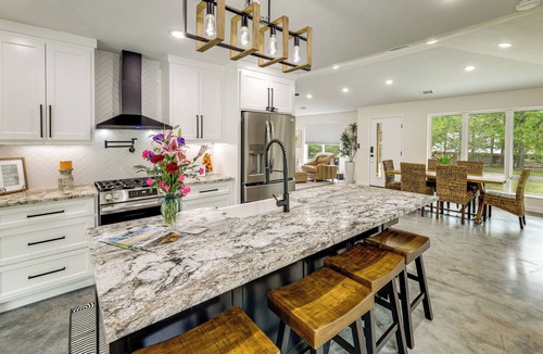 Heber Springs House | Modern-Style Home w/Patio, Near Greers Ferry Lake