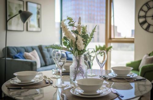 Birmingham City Centre Apartment | Modern & Stylish 2 Bed Flat in Central Birmingham