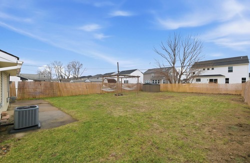Westland House | Modern & Stylish 2BR Suburban Retreat