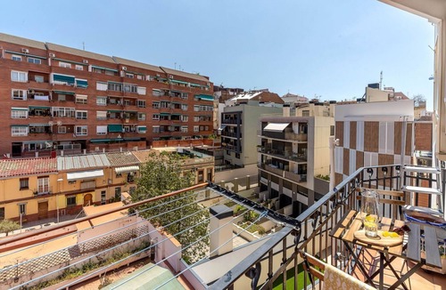 La Font de la Guatlla Apartment | Modern & Stylish Apartment/Plaza España