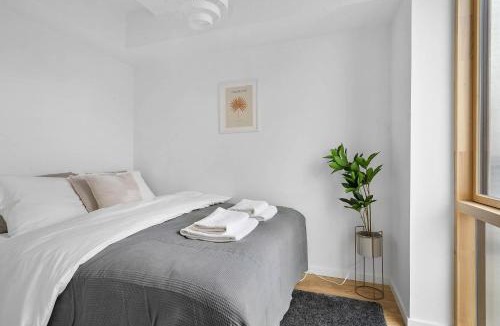 Vesterbro Apartment | Modern & Stylish Apartment with Private Balcony