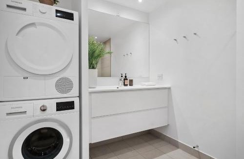 Vesterbro Apartment | Modern & Stylish Apartment with Private Balcony