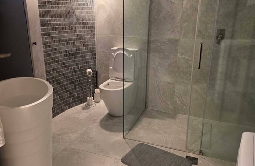 Ryde Condo | Modern&Stylish - Self-contained Condo/Apartment