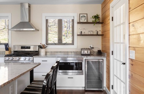 Waitsfield House | Modern Sugarbush Retreat with Mountain Views!