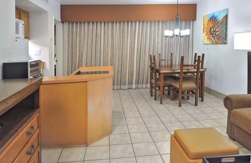 Sedona Resort | Modern Suite Escape w/Balcony, Spa, Full Kitchen & Resort Amenities