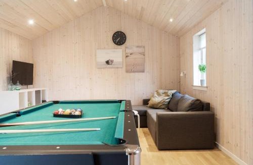 Pøt Strandby House | Modern Summer House In Pøt With Spa Sauna