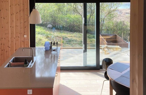 Faaborg House | Modern summer house overlooking the water