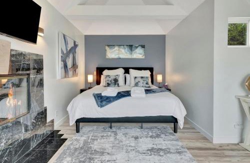 Marine Terrace House | Modern Sunlit Coastal Retreat