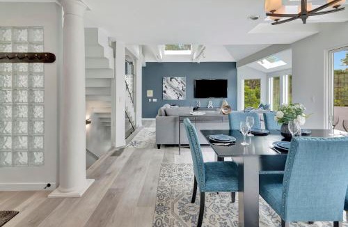 Marine Terrace House | Modern Sunlit Coastal Retreat