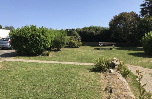 Benodet Apartment | Modern T2, 300 m from the beach, free private parking