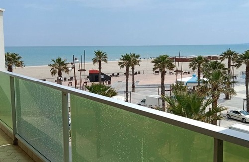 La Cote Radieuse Apartment | Modern T2 Sea View, 3 Stars, Private Parking, Near Beach