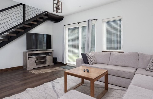 Victor Villa | Modern Teton Getaway with A/C