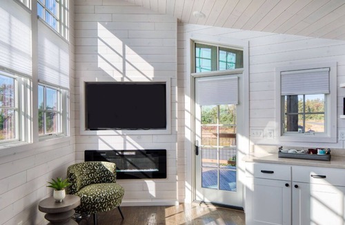 Wyoming Cabin | Modern Tiny Home | Stunning Views + Top Amenities