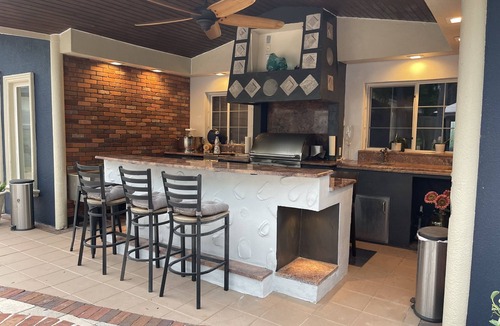 Egypt Lake-Leto Apartment | Modern Tiny home Tampa Fl