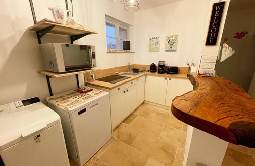 Sublaines Cottage | Modern Touraine cottage with wifi and private parking