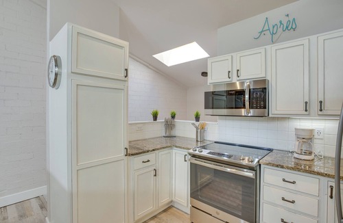 Eagle-Vail House | Modern Townhome ~ 4 Miles to Beaver Creek Resort!