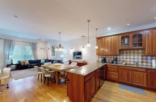 Brookline House | Modern Townhome - Boston Vacation with 2 Bath, Parking and a Deck