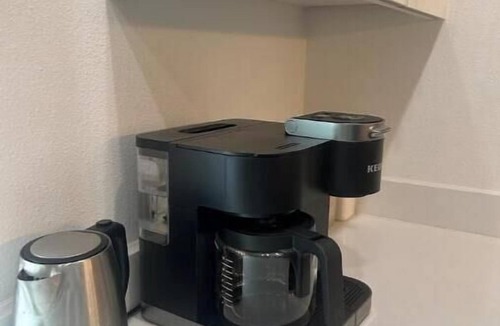 South Beacon Hill House | Modern Townhome in Beacon Hill w/AC by Light Rail