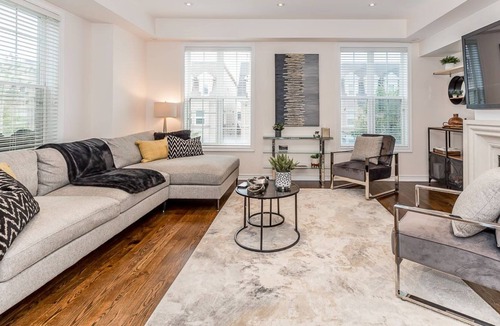 Unionville House | Modern Townhome Near Major Hwy