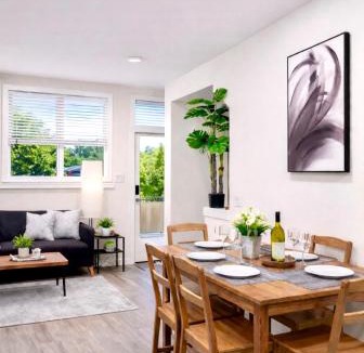 Haller Lake House | Modern Townhome Rooftop Deck 15 mins Downtown